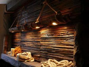 rustic wood lights, wood beam recessed spot light, wood beam recessed spot lights. wood beam lighting, wood beam recessed spot lights, wood beam spot lights, wood beam spotlights