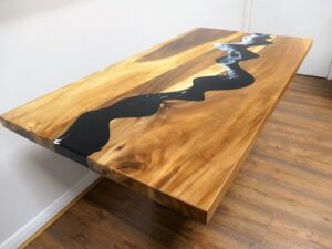 Resin River Rosewood Table, 122cm